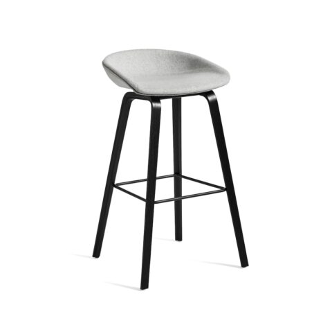 Hay_Barhocker_gepolstert_AAS 33 H75_black wb lacquer oak base_Black footrest_Uph divina melange 120