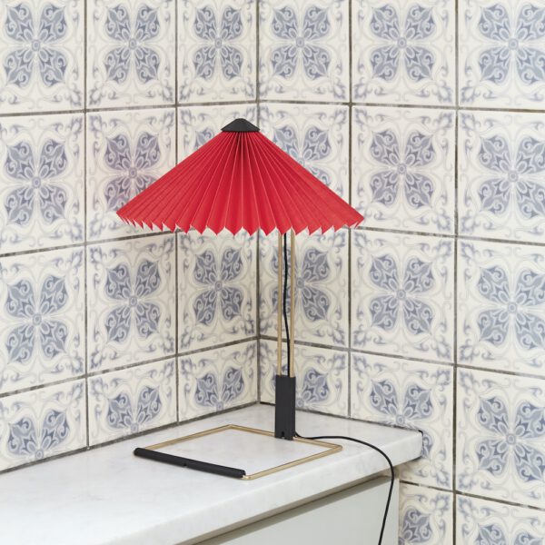 Tischleuchte HAY Matin Table Lamp S bright red