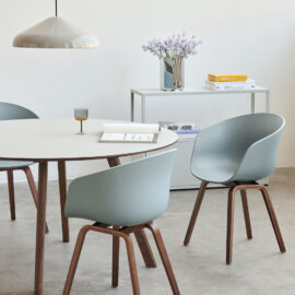 HAY Design Köln individuell konfigurierbare Möbel